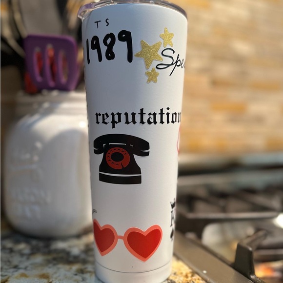 Taylor Swift Tumbler - Picture 5 of 8